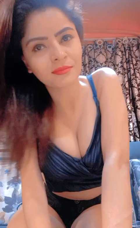 হোস্টেল মাগী চুদার গল্প
